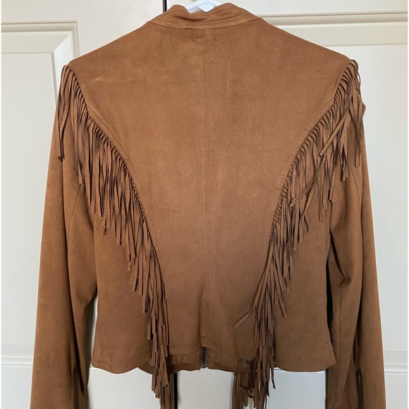 Women’s Faux suede jacket with fringe. - Picture 2 of 5
